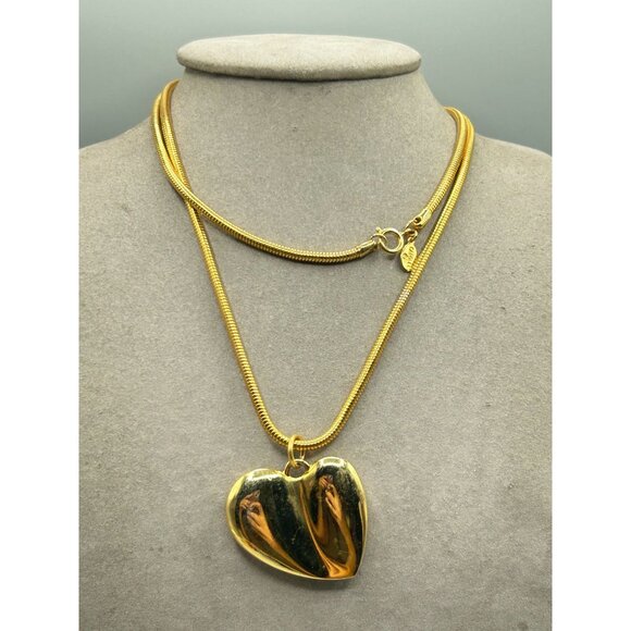 Vintage Carolee Heart Necklace 90s Long Snake Coil Chain Gold Tone Love Pendant - Picture 2 of 8